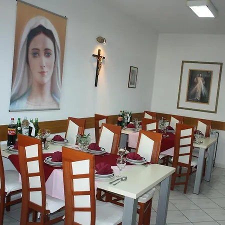 Hotel Pansion Family 3*
